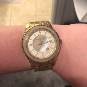 💥REDUCED Michael Kors gold watch.💥